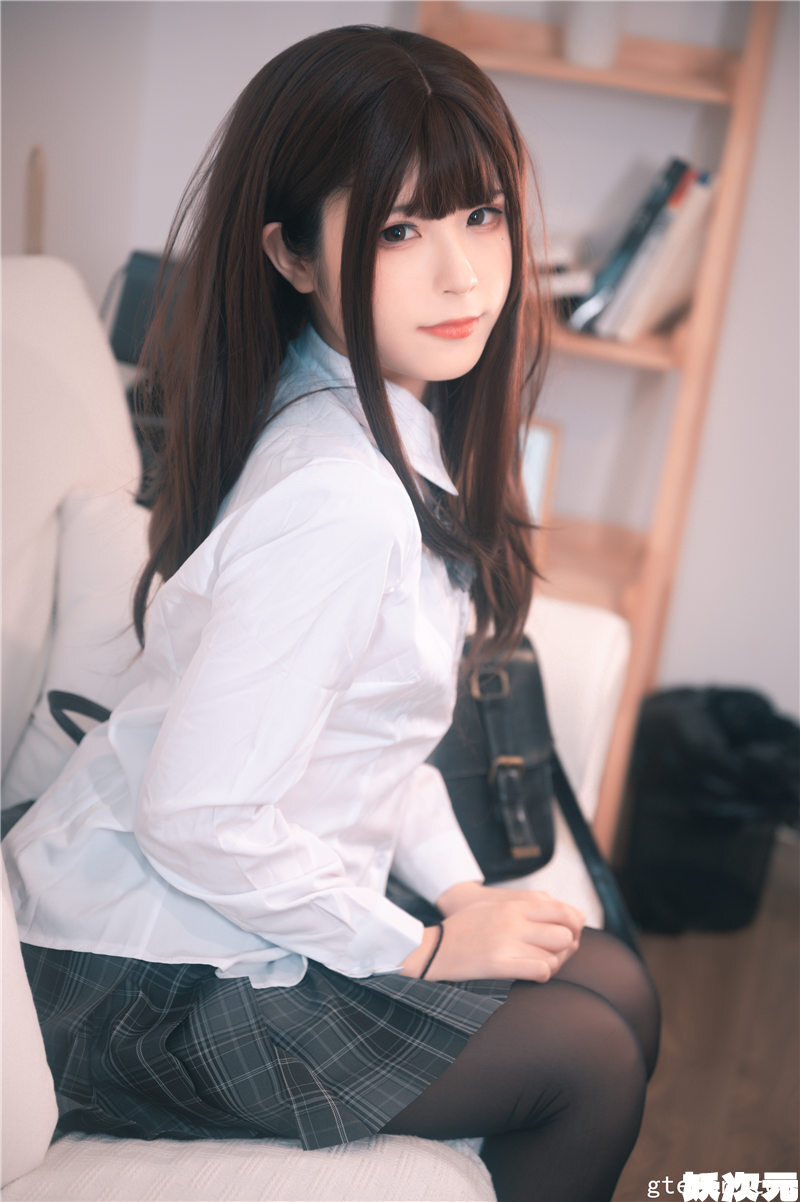 Quan冉有点饿 写真合集[32套][持续更新]