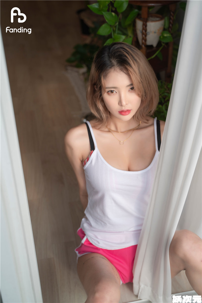 韩国妹子@Yeon (효연) 写真合集[13套][持续更新]