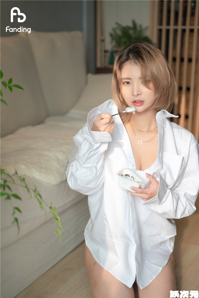 韩国妹子@Yeon (효연) 写真合集[13套][持续更新]