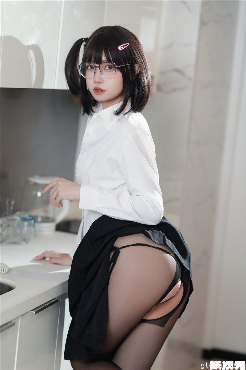 洛桑w伊梓 写真合集[19套][持续更新]