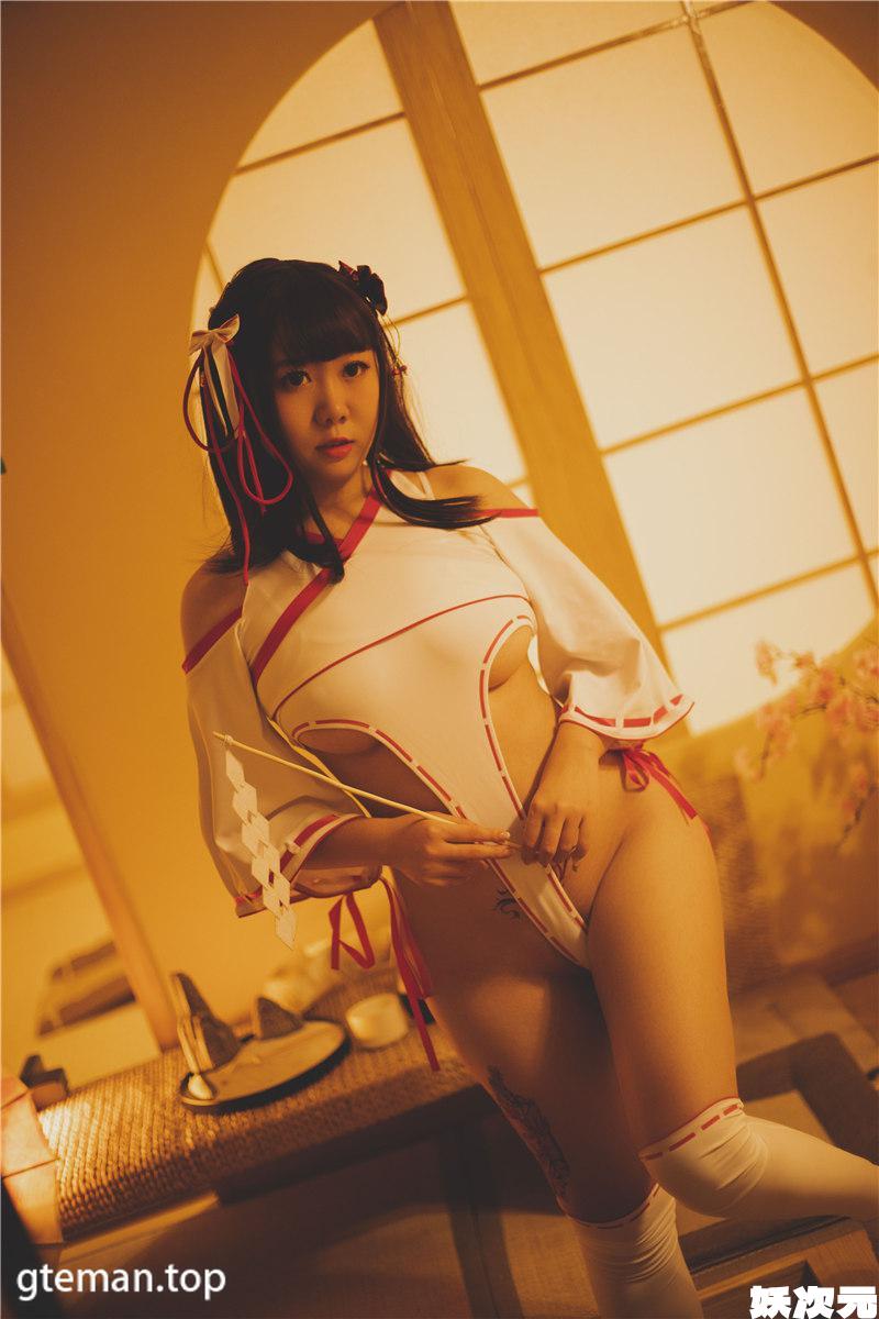 甜糖大魔王 写真合集[7套][持续更新]