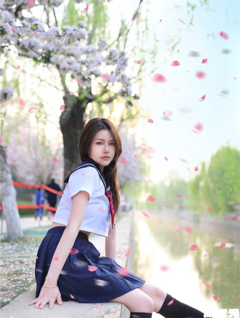 希威社 未流出写真合集[8套][550P 4.4GB]