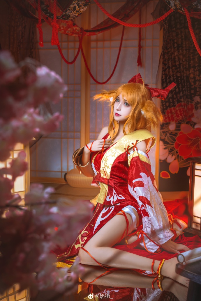 【COS正片】狐妖小红娘 涂山红红cos cn奶狮