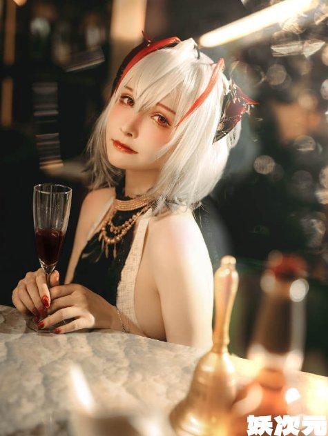 【COS正片】明日方舟W礼服cos cn一千只猫薄禾