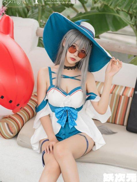 【COS正片】明日方舟斯卡蒂泳装cos 驭浪WR04 Momoko葵葵
