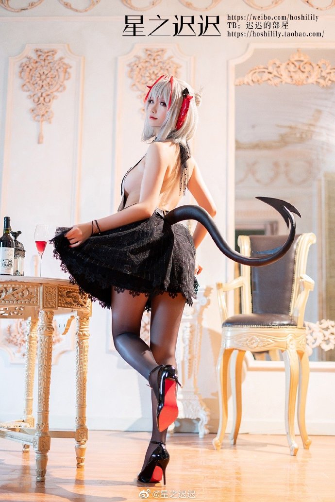 【COS正片】明日方舟W同人礼服cos cn星之迟迟