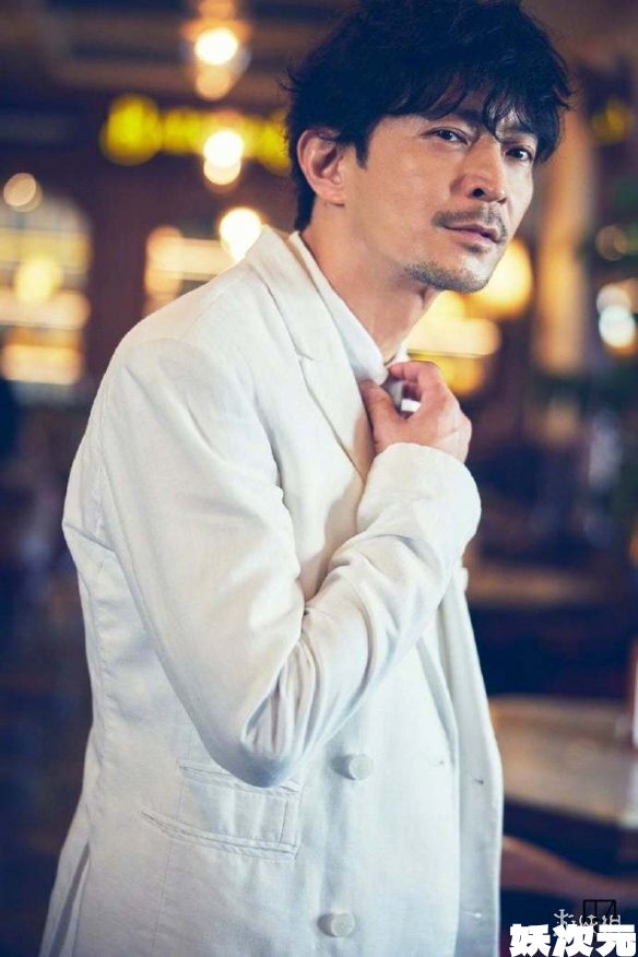 业界首例!知名声优津田健次郎起诉Tiktok使用ai声音