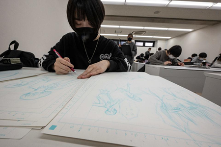 会画画的人满地都是！日本漫画编辑讽新人自视甚高