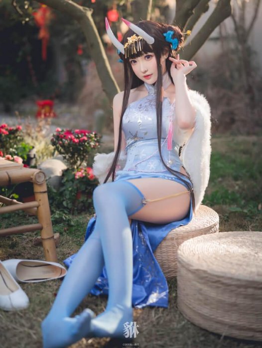 【COS正片】碧蓝航线能代cos 貅春节旗袍冬雪沁香 cn南宫